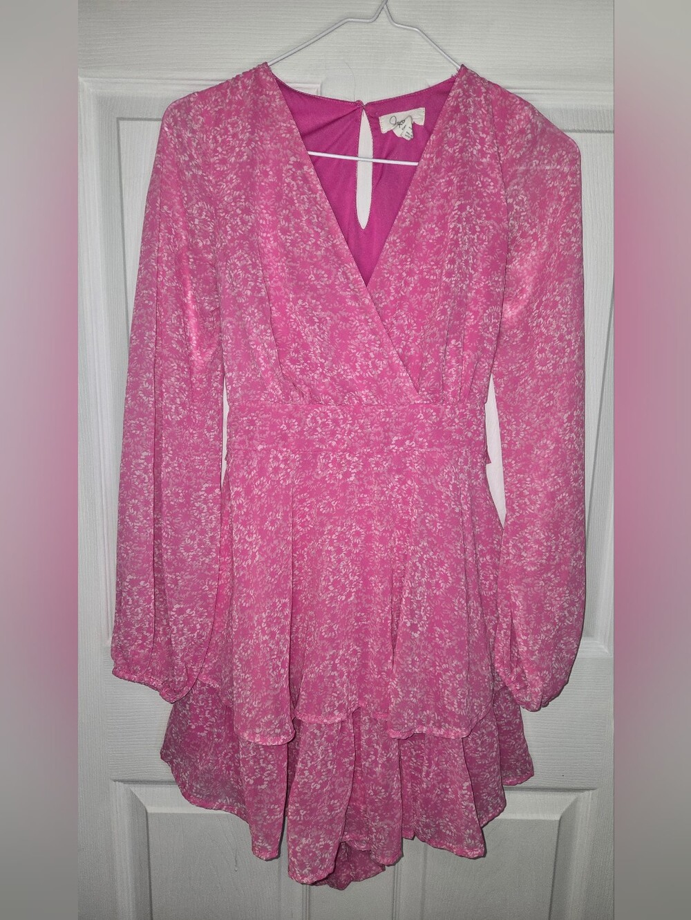 Women's Pink Floral Wrap Dress - Elegant V-Neck Long Sleeve